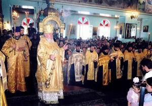 Святейший   Патриарх  Московский и всея Руси Алексий II совершает Всенощное бдение в соборе  Рождества Богородицы г.Баку.